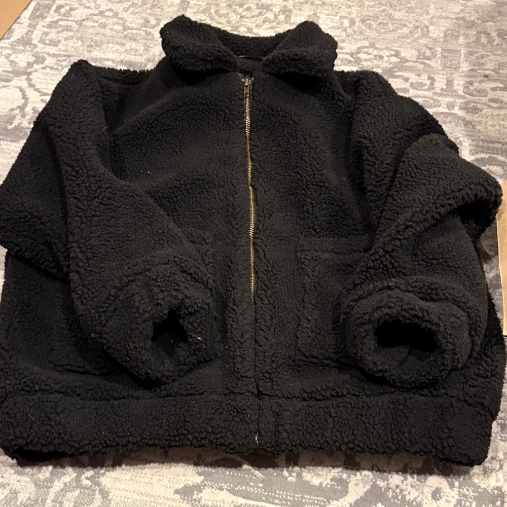WhiteFox Cozy Black Sherpa Jacket